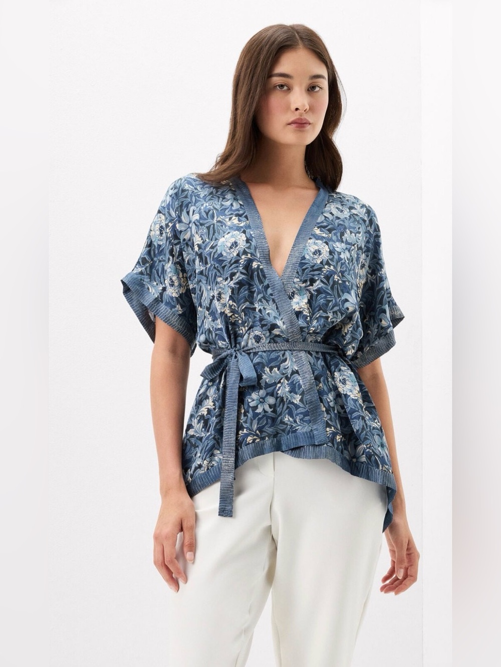 Intimissimi - Fanciful Flowers Print Viscose Satin Kimono